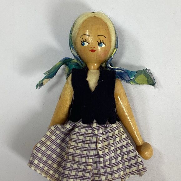 Vtg Poland Wood Peg Doll Girl Blond Hair Purple Plaid Skirt Red Shoes 7" - Picture 2 of 9